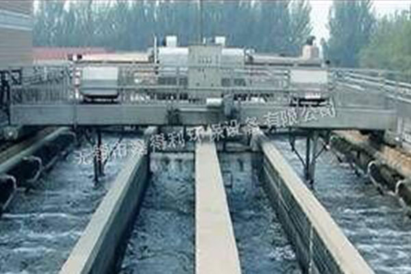 QXS型桥式吸砂机