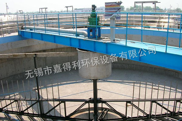 ZCG型悬挂式中心传动刮泥机